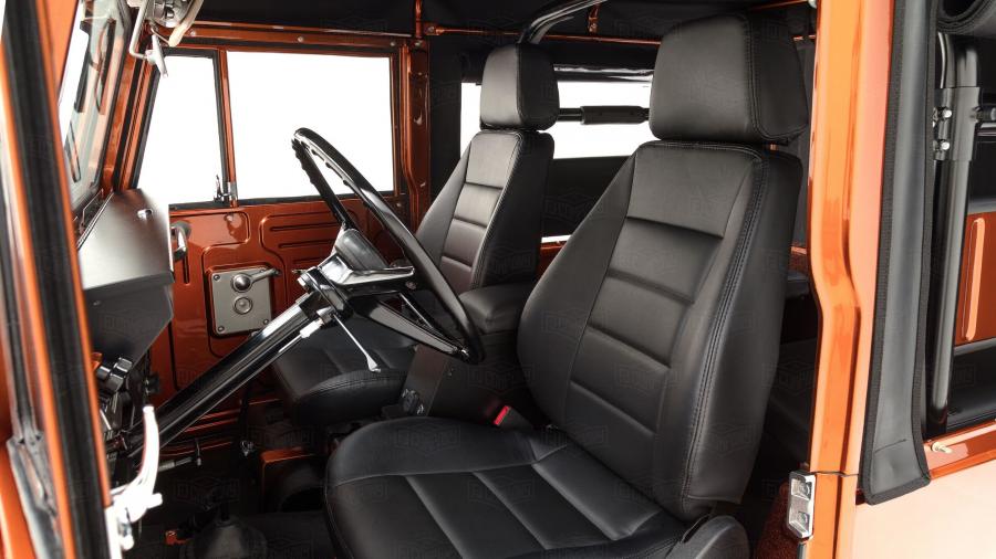Интерьер Toyota Land Cruiser (FJ40) 1972 года  (фото 33 из 49)